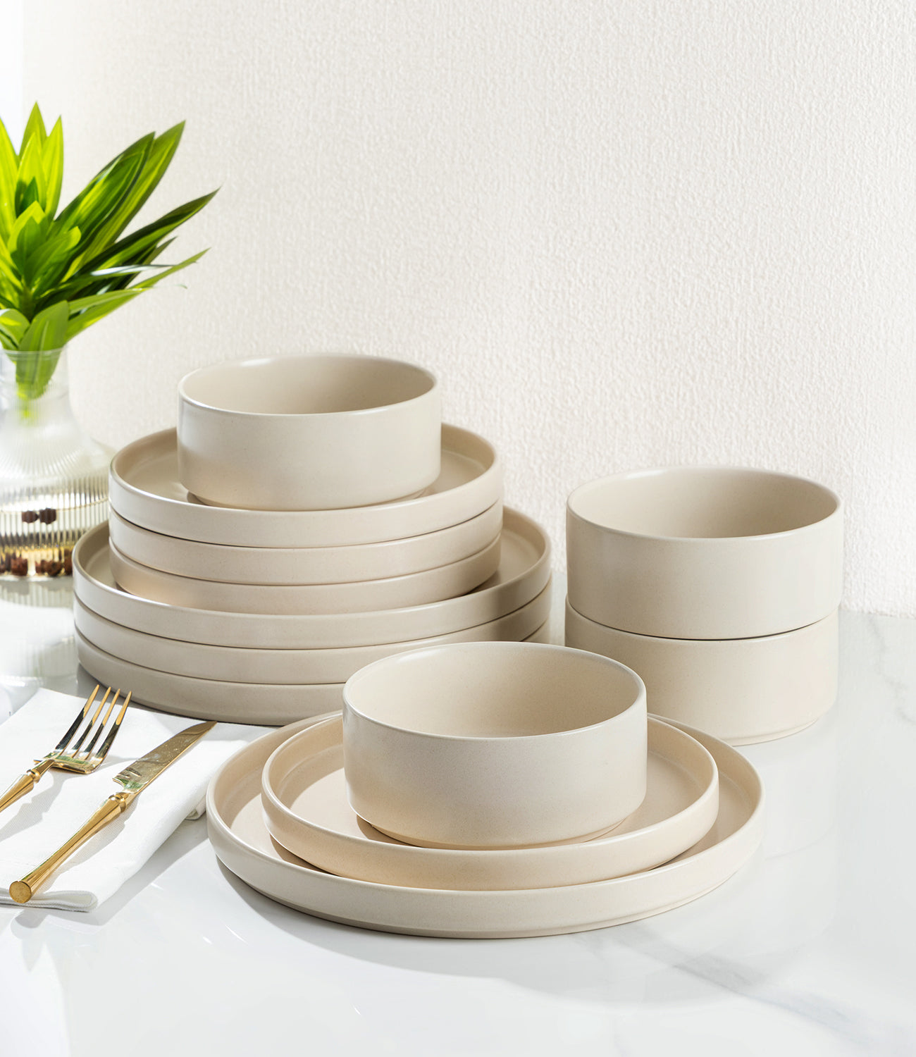 TheTerra Ceramic Dinnerware Sets for 4, 12 Pieces Handmade Reactive Glaze Plates and Bowls Set, Scratch Resistant Dish Set, Oven & Microwave & Dishwasher Safe